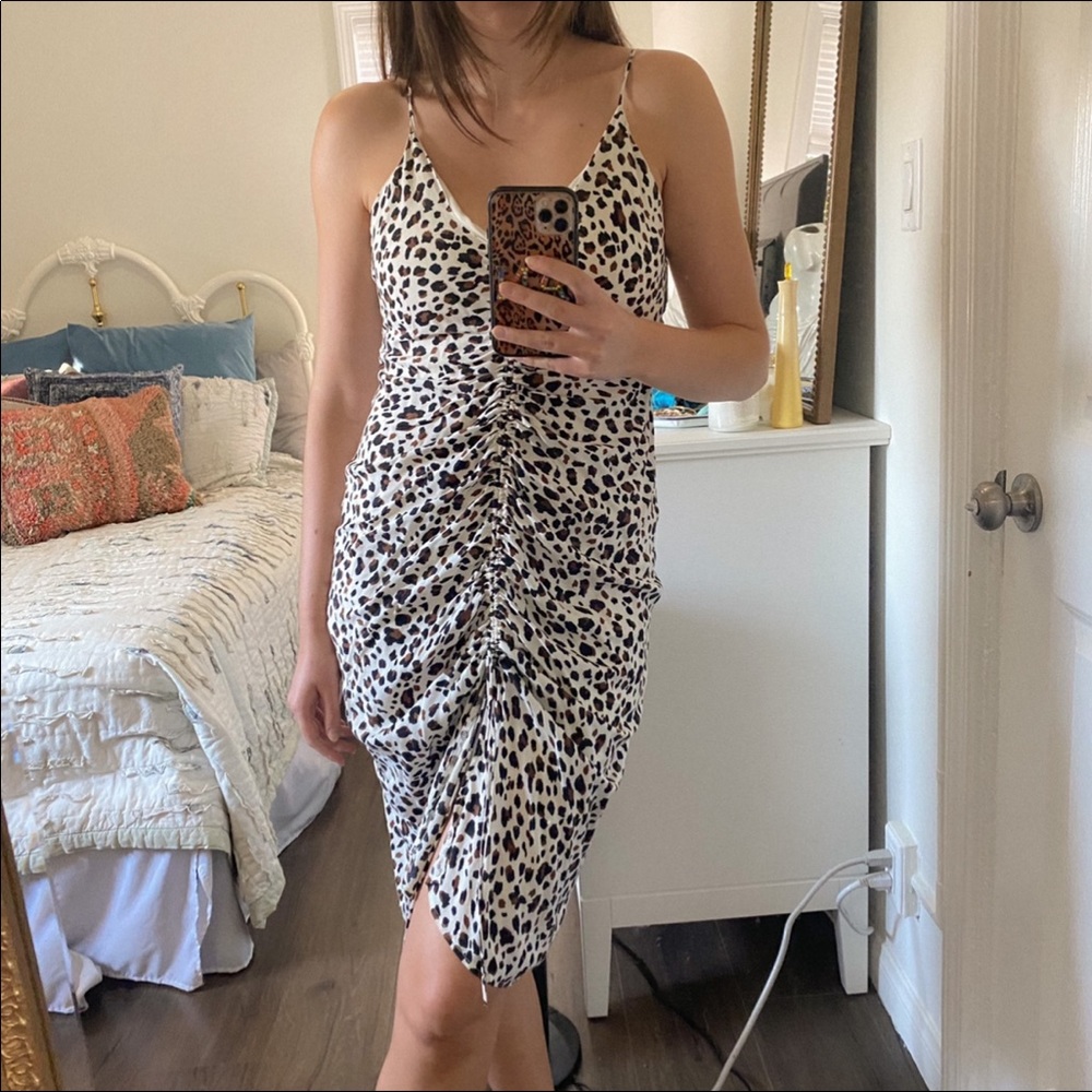 Leopard print midi dress ruched